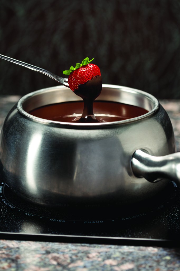 Chocolate-Fondue-Strawberry-2