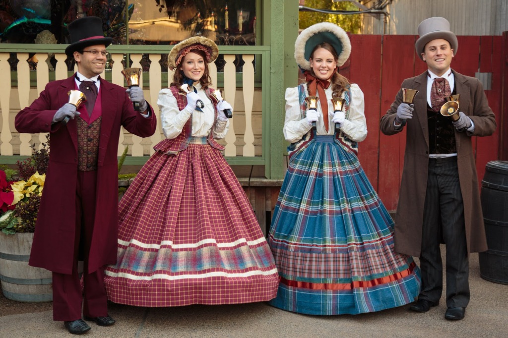 Calico Carolers