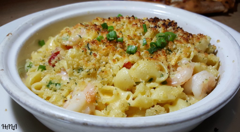 Garlic Shrimp Mac N Cheese