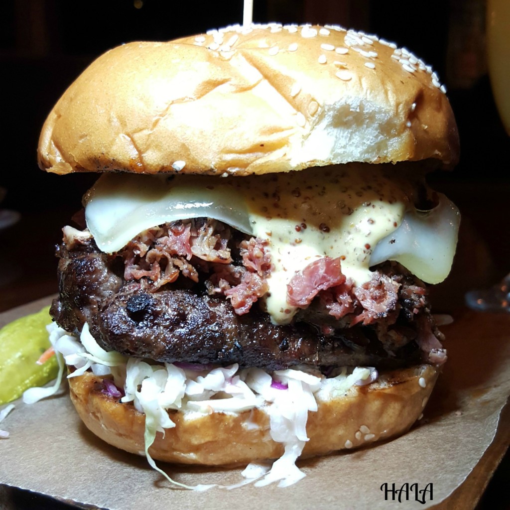 City-Tavern-Pastrami-Burger-DTLA-FIGat7th-Los-Angeles-Culver-City-Hollywood-90017