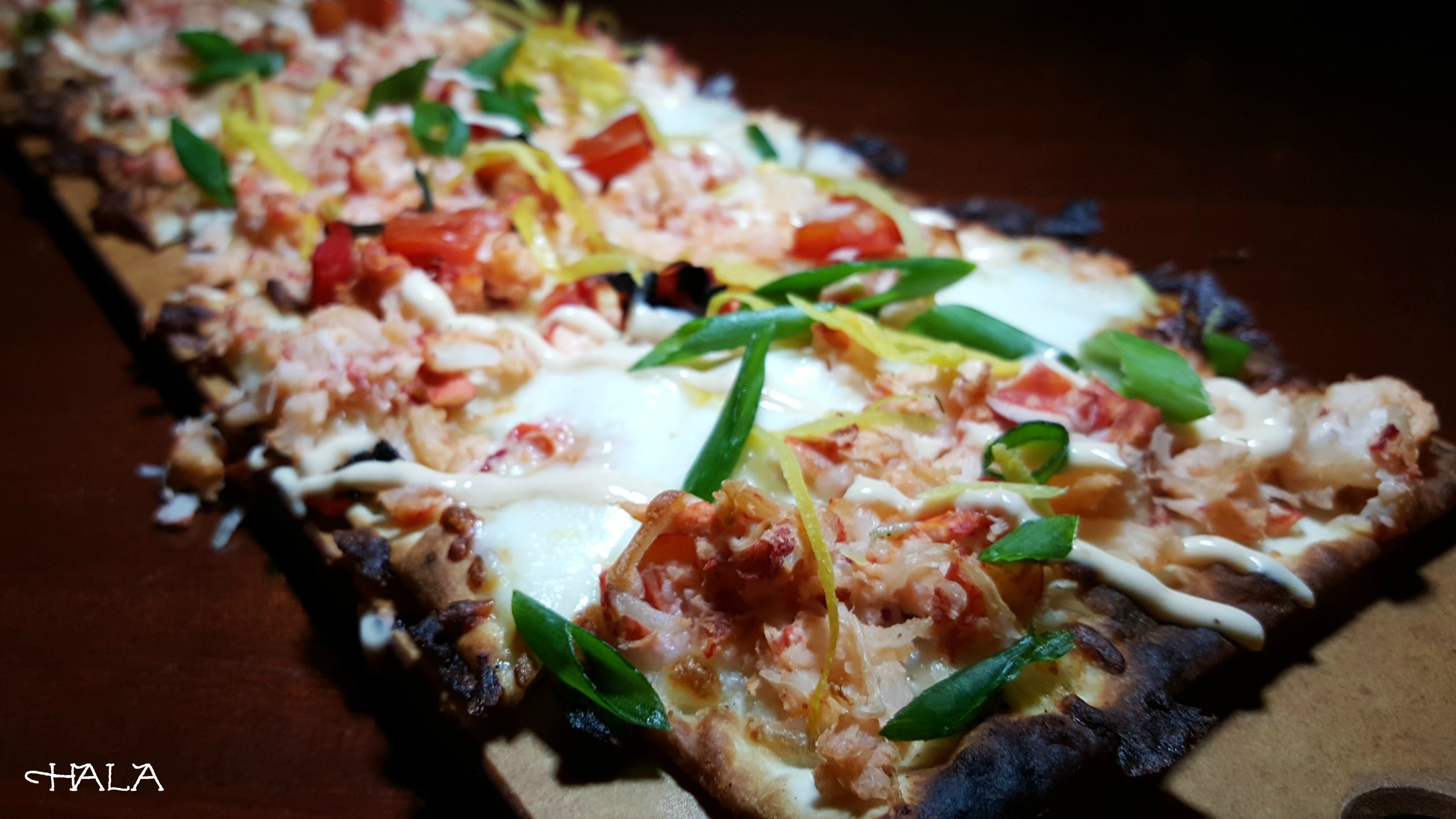 Lobster-Fresh-Mozzarella-Flatbread