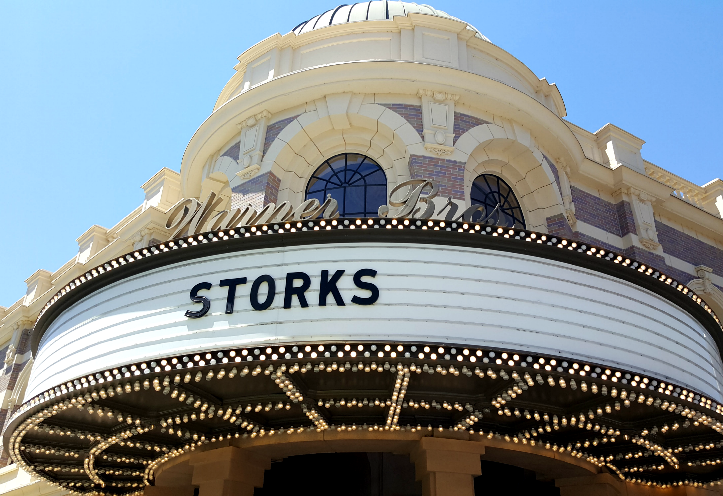 storks-theater