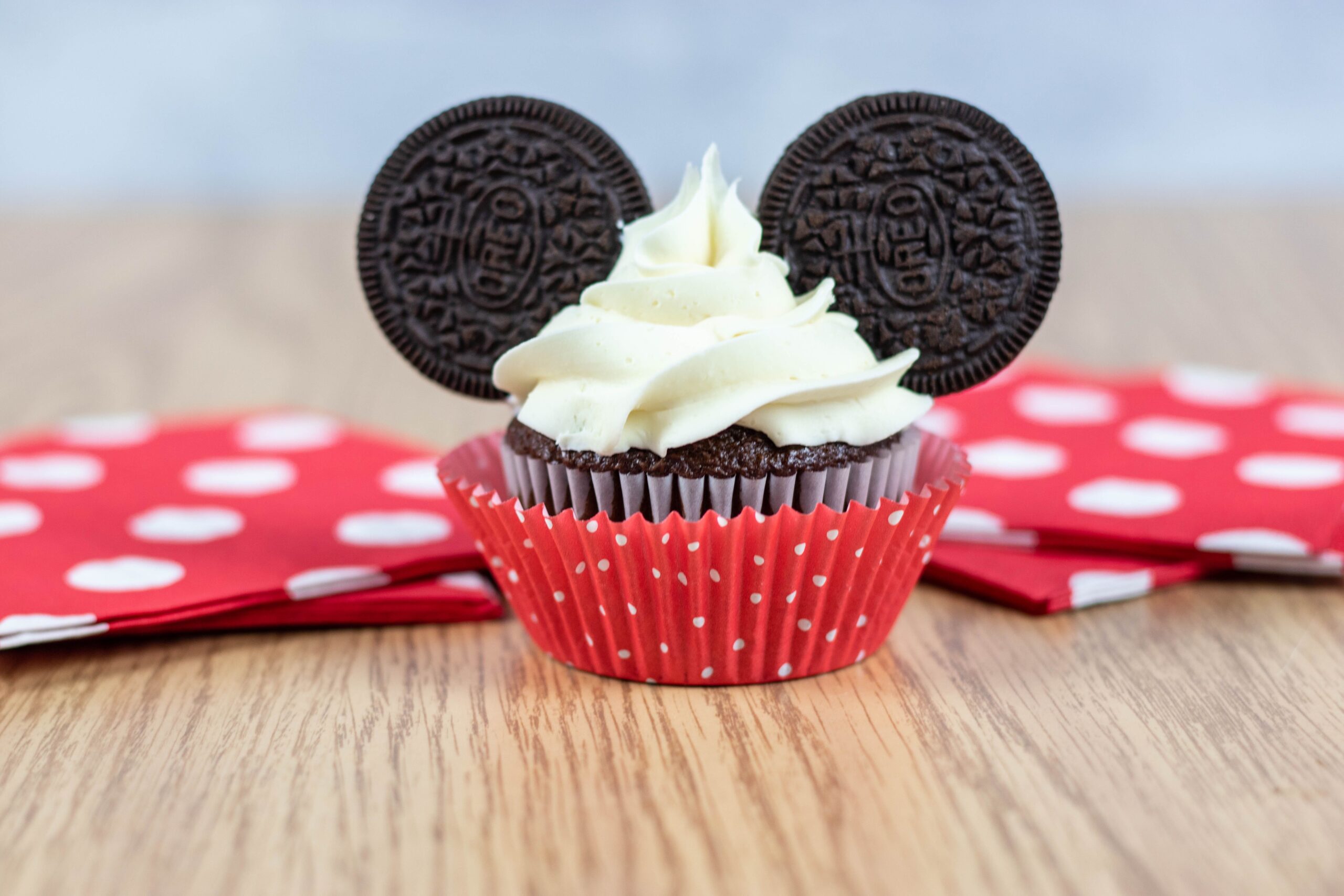 Magical Mickey Mouse Cupcakes - Horsing Around In LA