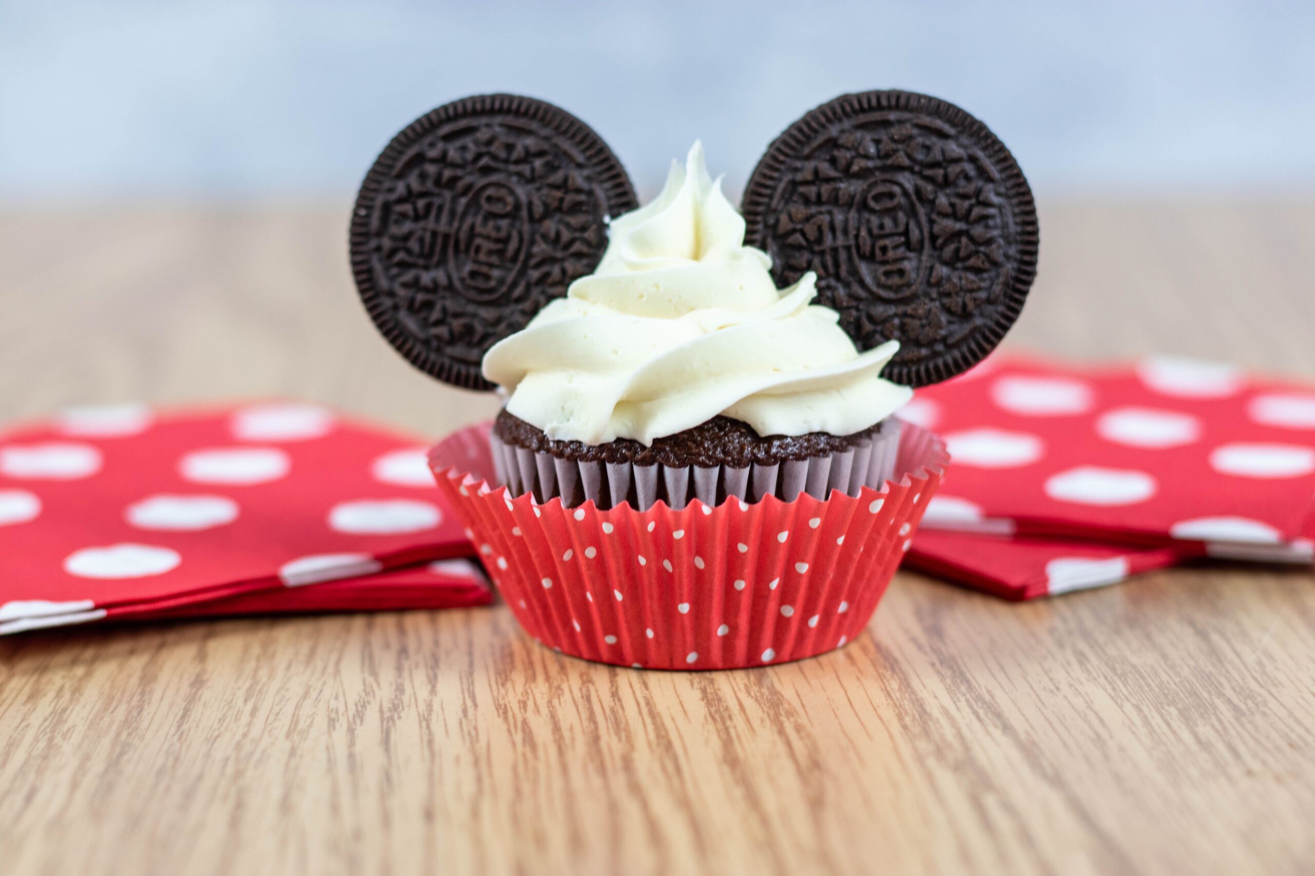 Mickey Mouse Cupcake