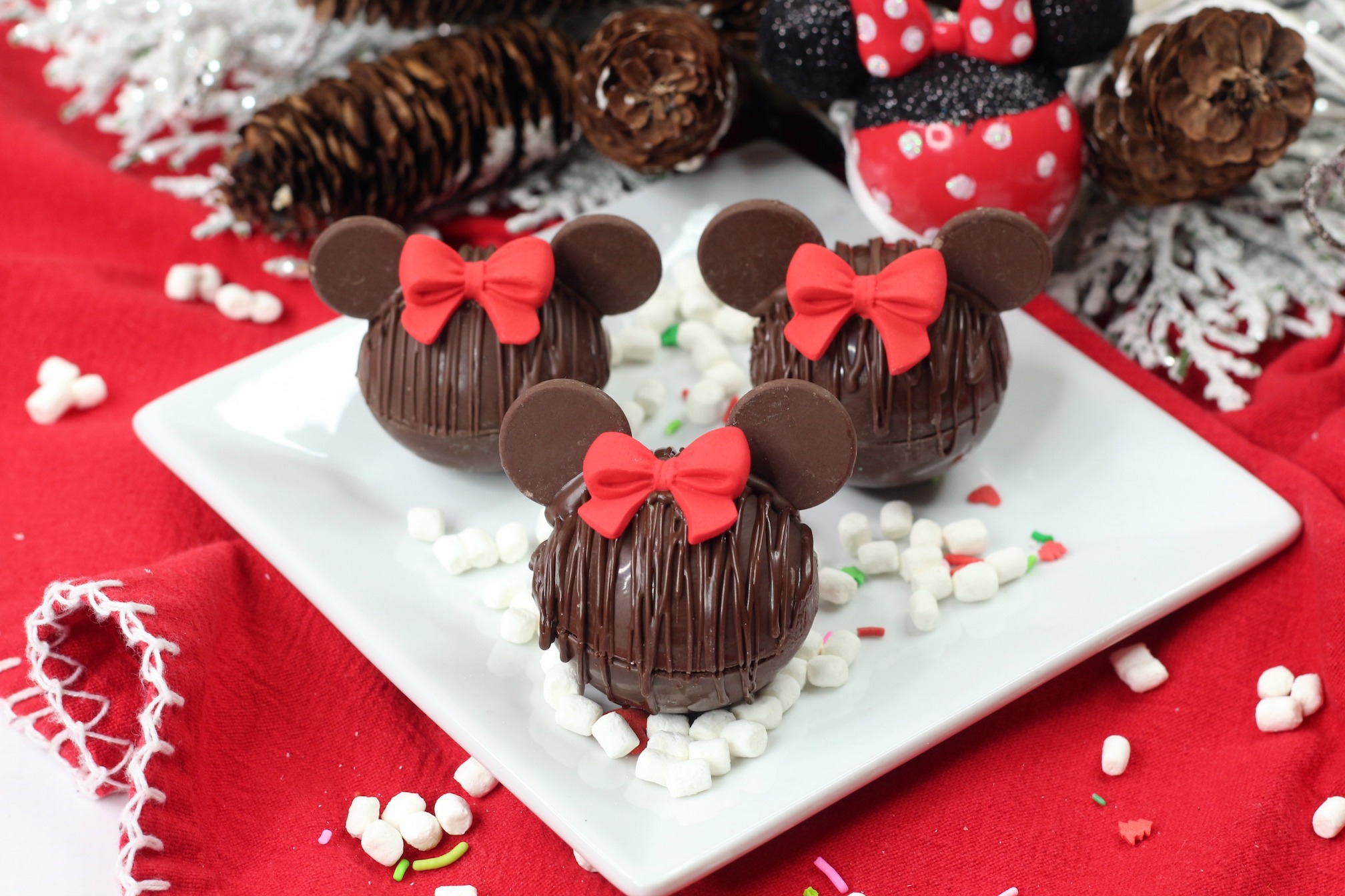 Minnie Mouse Hot Cocoa Bombs