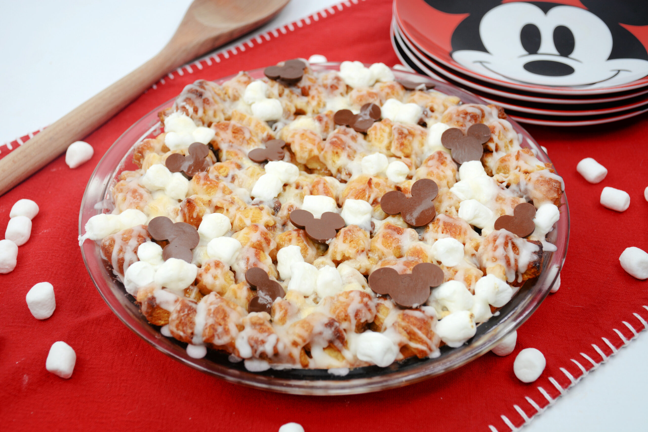 Mickey's Cinnamon Roll S'mores Bake